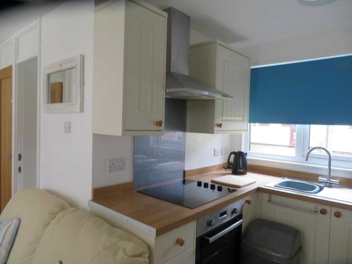 11 Trevithick Court Tolroy Manor Apartment เฮล ภายนอก รูปภาพ